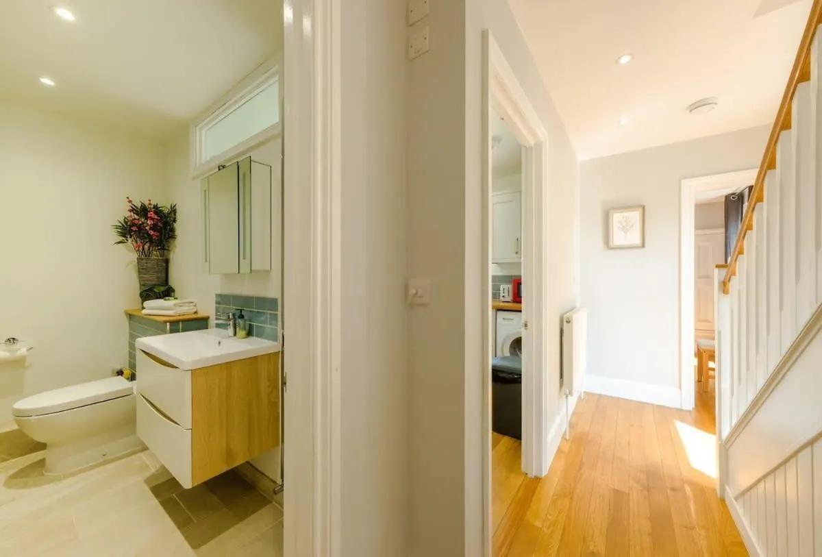 North Street - 2 Bedroom Apartment - Hopewell Bristol